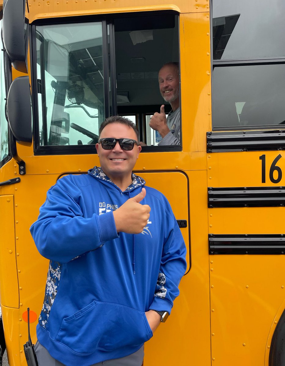 tritonprincipal's tweet photo. Happy National School Bus Driver Day! 🎉 Huge thanks to our amazing bus drivers for keeping our students safe on their journey to school and back. You’re appreciated more than you know! 🌟 #connectandinspire #ThankYouBusDrivers 🚌 @CapoUnified @CapoUSD_MandO https://t.co/MXuoSWdJEn
