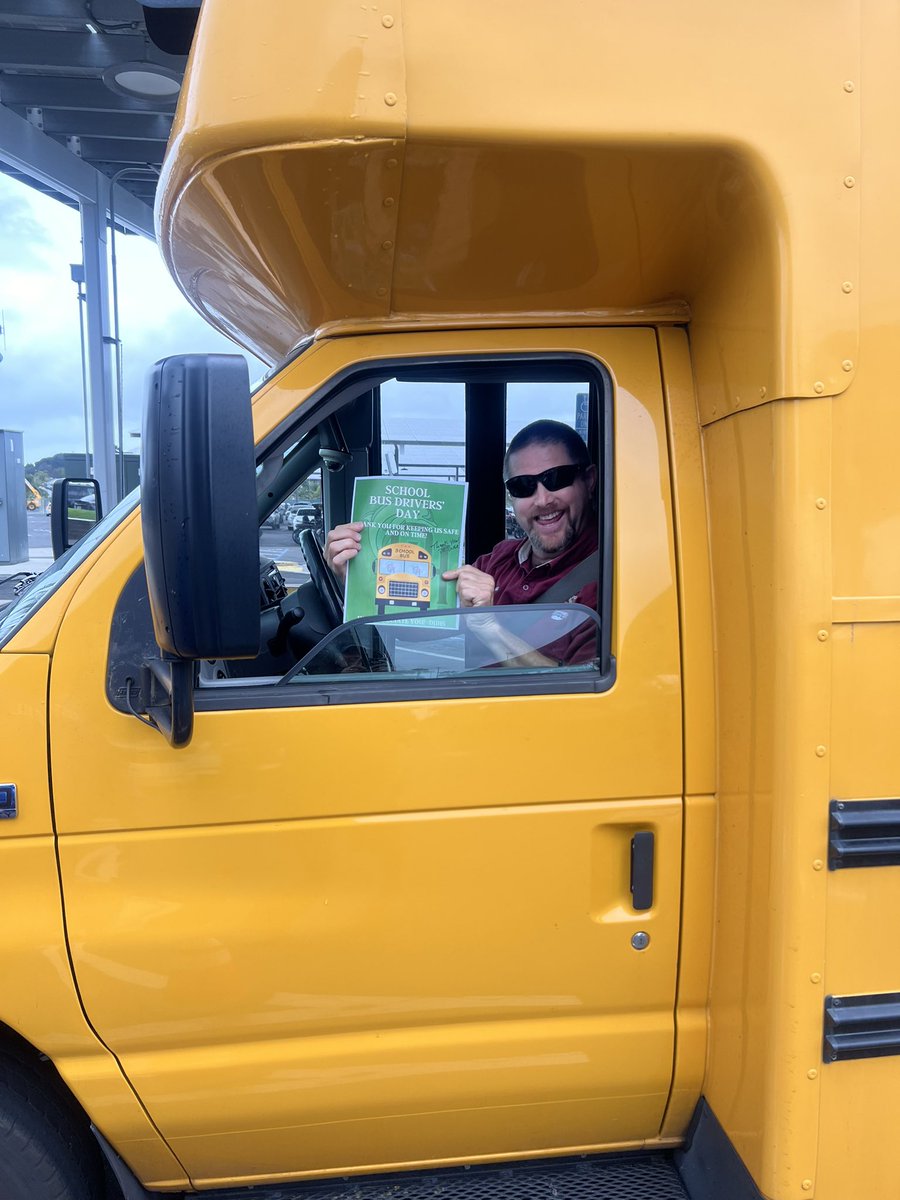 tritonprincipal's tweet photo. Happy National School Bus Driver Day! 🎉 Huge thanks to our amazing bus drivers for keeping our students safe on their journey to school and back. You’re appreciated more than you know! 🌟 #connectandinspire #ThankYouBusDrivers 🚌 @CapoUnified @CapoUSD_MandO https://t.co/MXuoSWdJEn