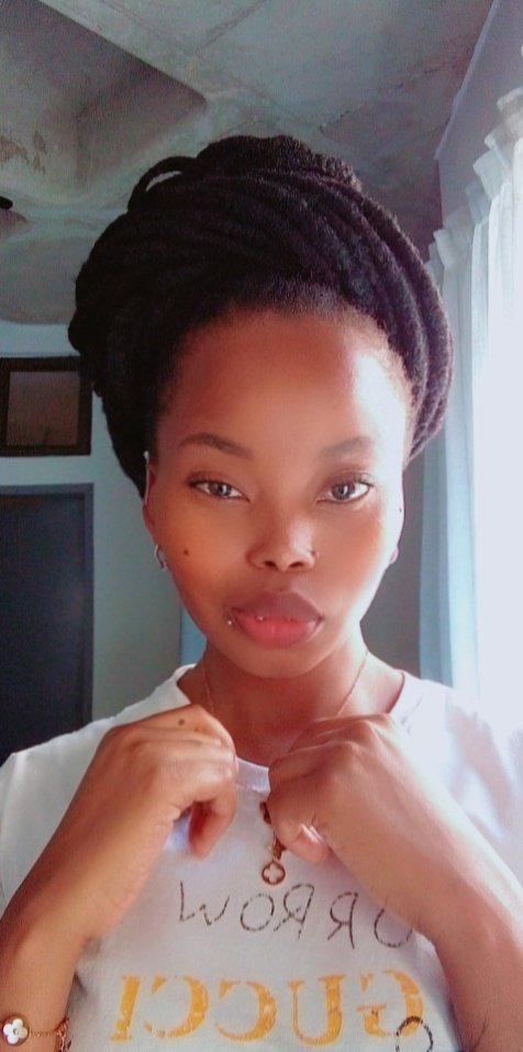 ellusived's tweet photo. Can I please be given an opportunity to work with skin , hair &amp;  modeling  brands . 
I have the potential,ambitious, and an open mind to anything . #SenzoMeyiwaTrial
#jellybabie #Longwe #richMnisi I'm willing to go an extra mile , do to what I love the most 🙏 https://t.co/wIFoURQw9G