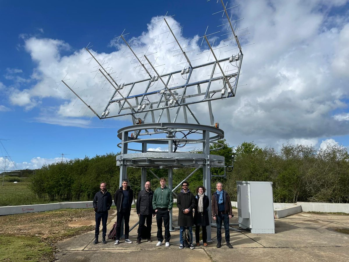AldoriaSpace's tweet photo. 🇫🇷 🔭 Dans le cadre du contrat ESSOR pour le @CNES sous financement France2030, @AldoriaSpace (mandataire), @Onera_fr et CS-Group ont présenté l'avancée des développements après un an de travaux, à mi-parcours de la première phase.  

Pour en savoir plus 🔗 https://t.co/t624TF8Mx8 #SSA #SST #France2030 #CNES #AldoriaSpace #ONERA #CSGroup