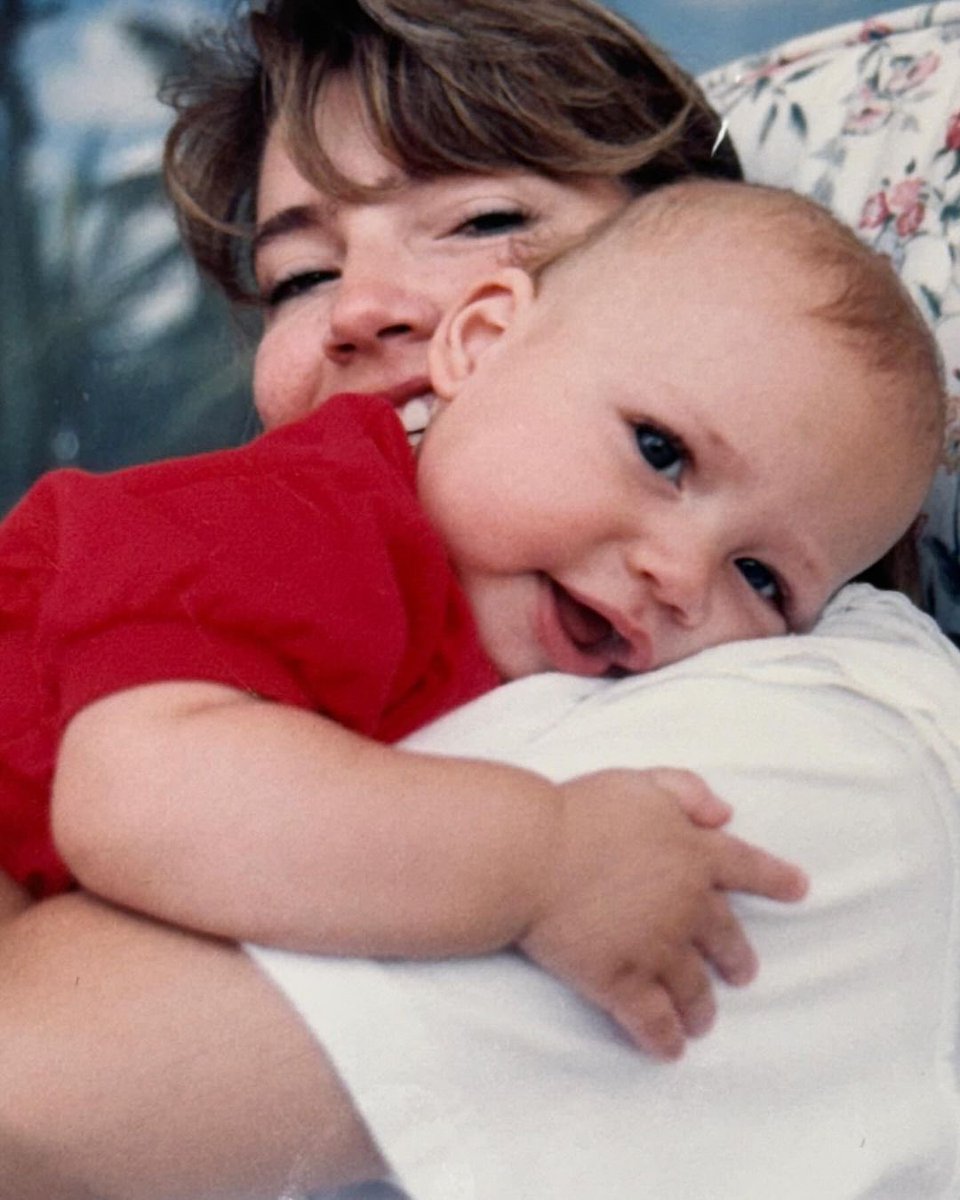 Cris Cab tweet media