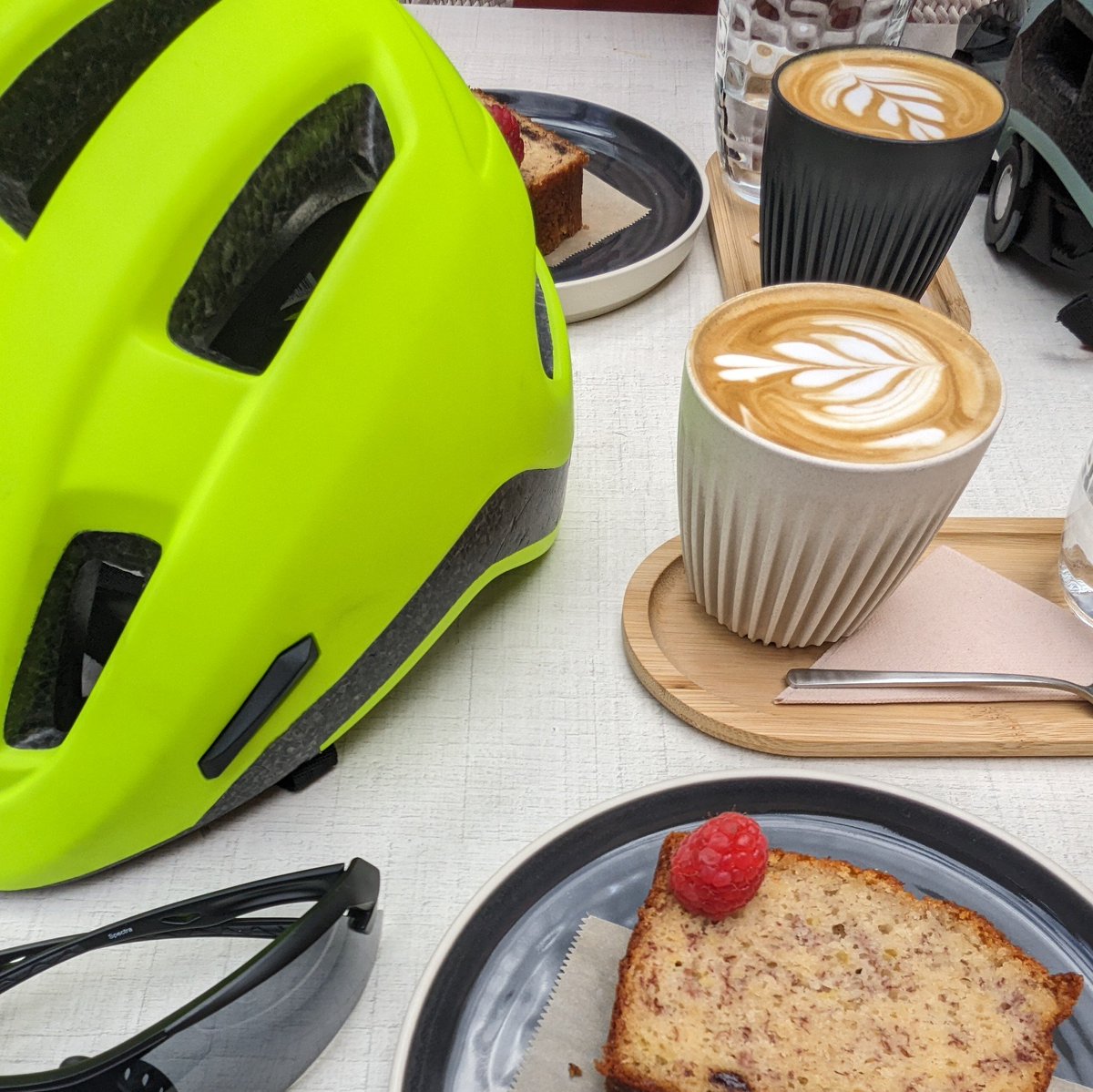 benbrown94's tweet photo. What a day to try cycling in Majorca for the first time.

Rode a 50km circular from Santa Ponsa around to Andratx and Calvià with a few refreshment breaks, had the best day!

#majorca https://t.co/pOVlYj9MEp