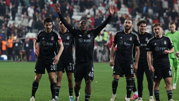 İLK 11 BELLİ OLDU Beşiktaş, Türkiye Kupası yarı finalinde Ankaragücü'ne konuk oluyor Foto: AA ntv.com.tr/sporskor/besik…