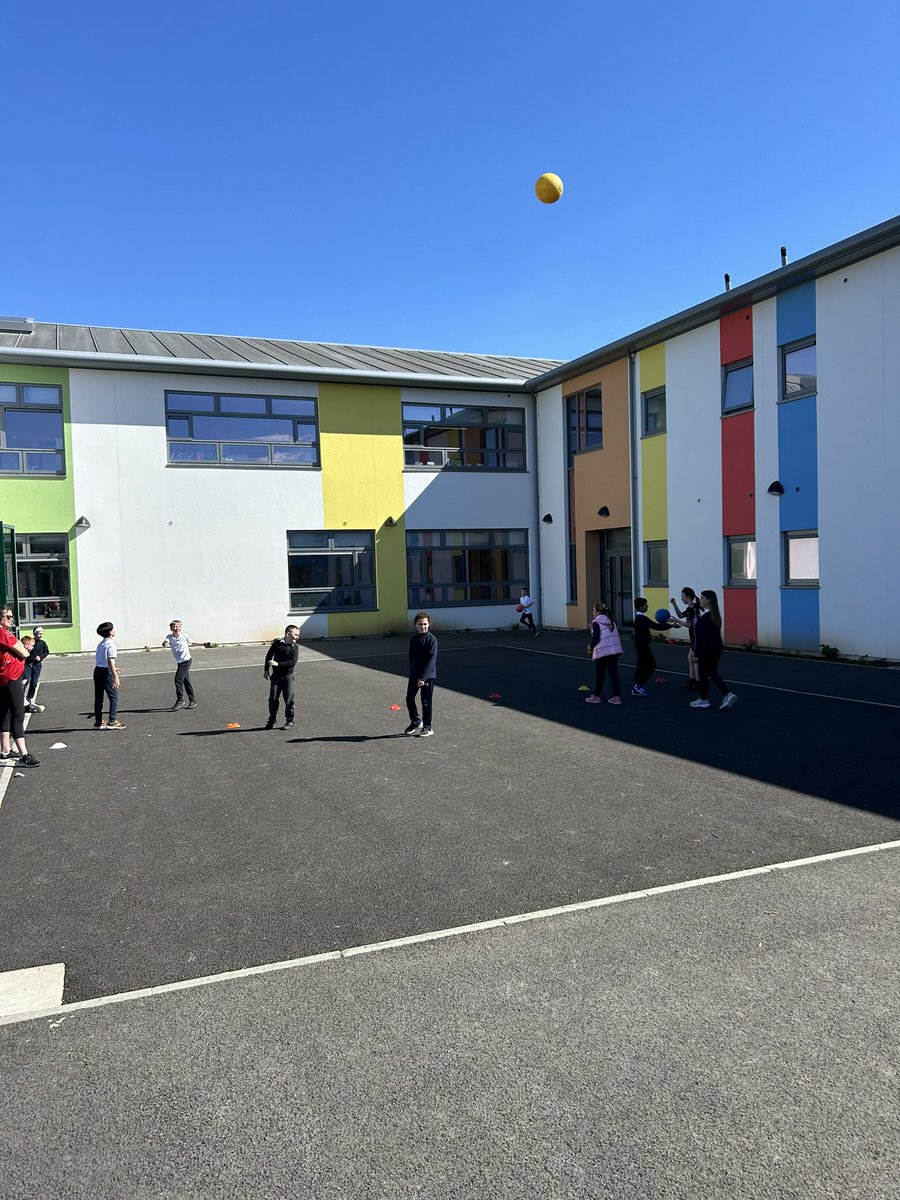 Great to be outside for Cahir afterschool . #multisport #FunGames ☀️