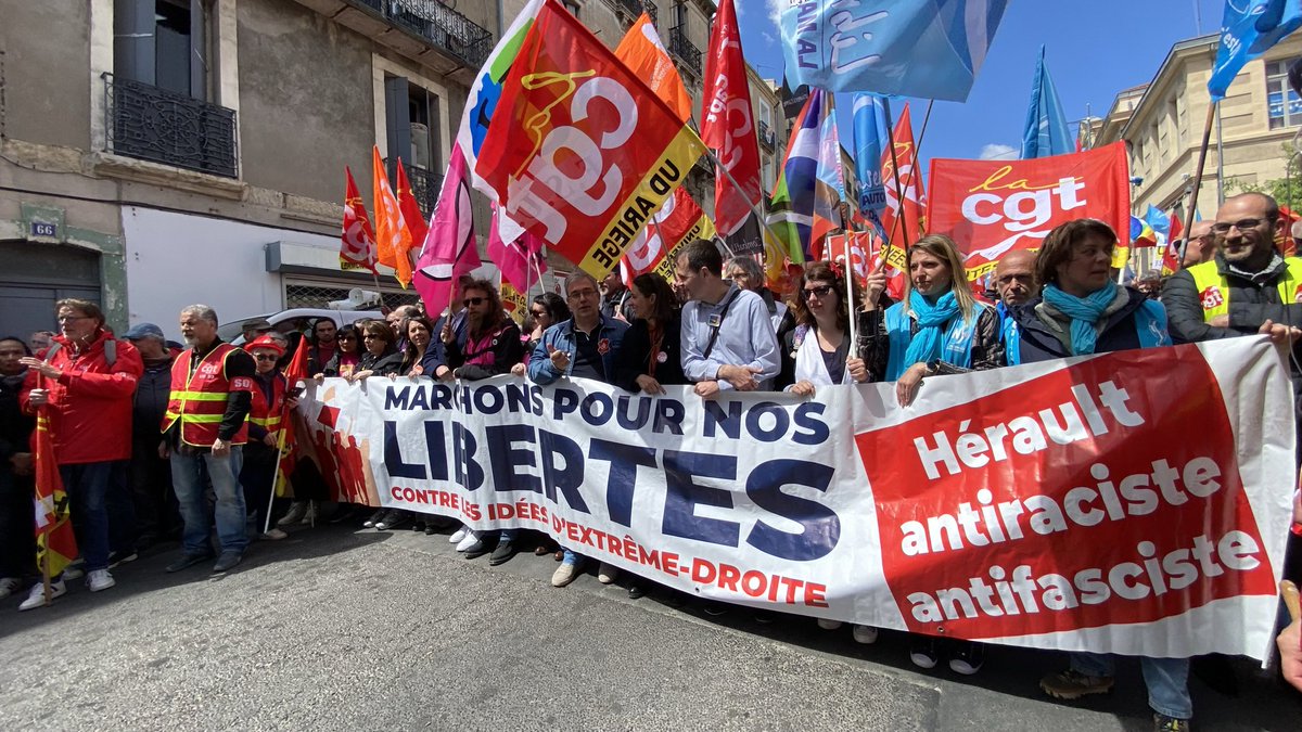 Marche pour nos libertés à Béziers. @lacgtcommunique @CGT34herault @CGTULMontpel @scum34 @sudeducation34 @SolidairesEtu34 @ccoocatalunya