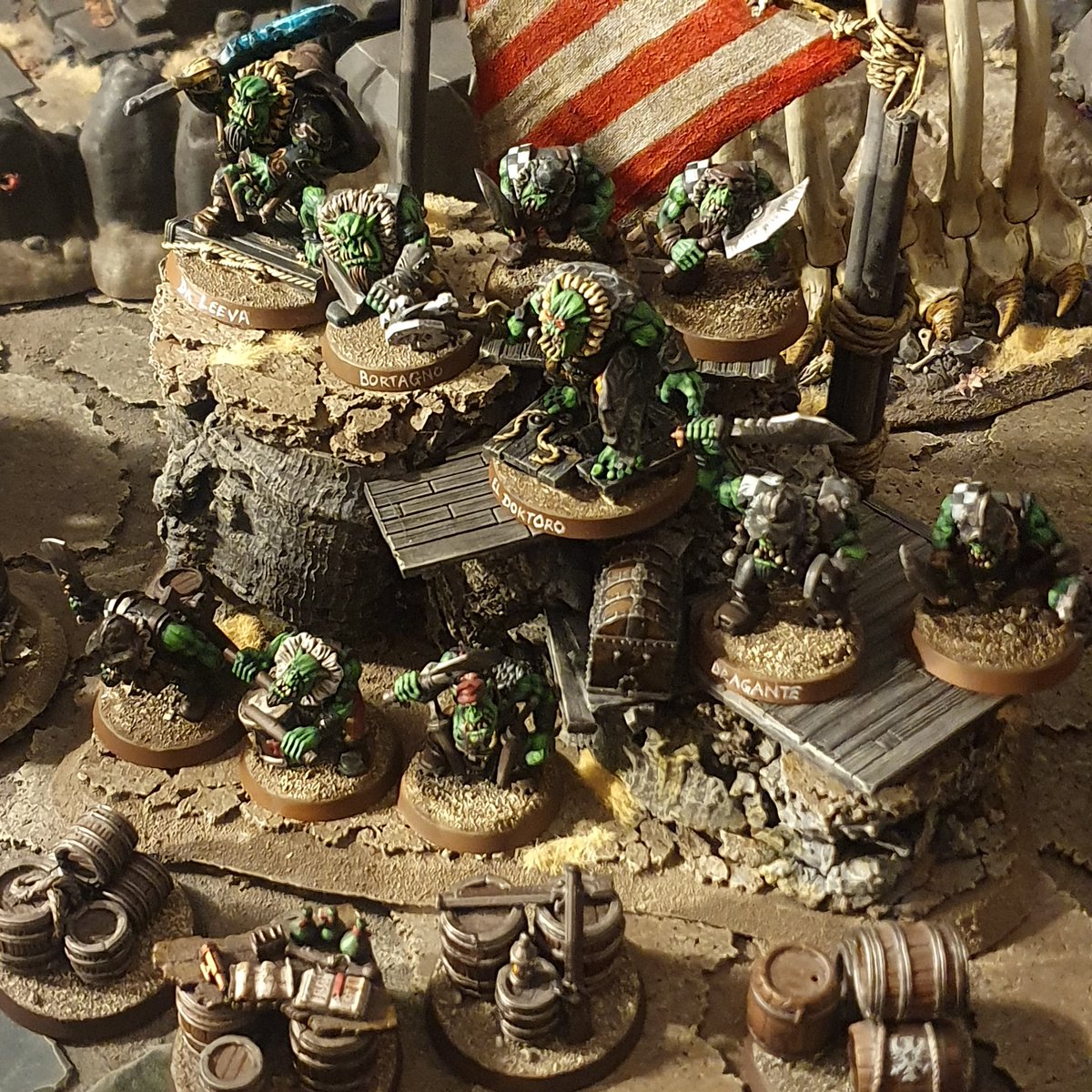 WarbossKurgan's tweet photo. #TheRotmoons
Kapitรกn Alunzo da Leeva and Weirdnob Shaman, El Doctoro.
Orruk pirates of a slightly different flavour.
https://t.co/aM7CIHSHwZ
#Warcry #Ironjawz #AoS https://t.co/NzdEyrhQdT