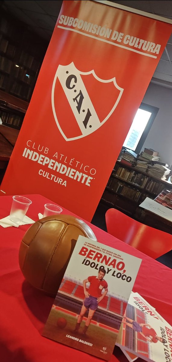 En el #DiaDelLibro cuatro recomendaciones de grandes historias de #Independiente para que el #DiaInternacionalDelLibro sea #TodoRojo <a href="/INDEPENDIENTEgc/">INDEPENDIENTE_CAI</a>
