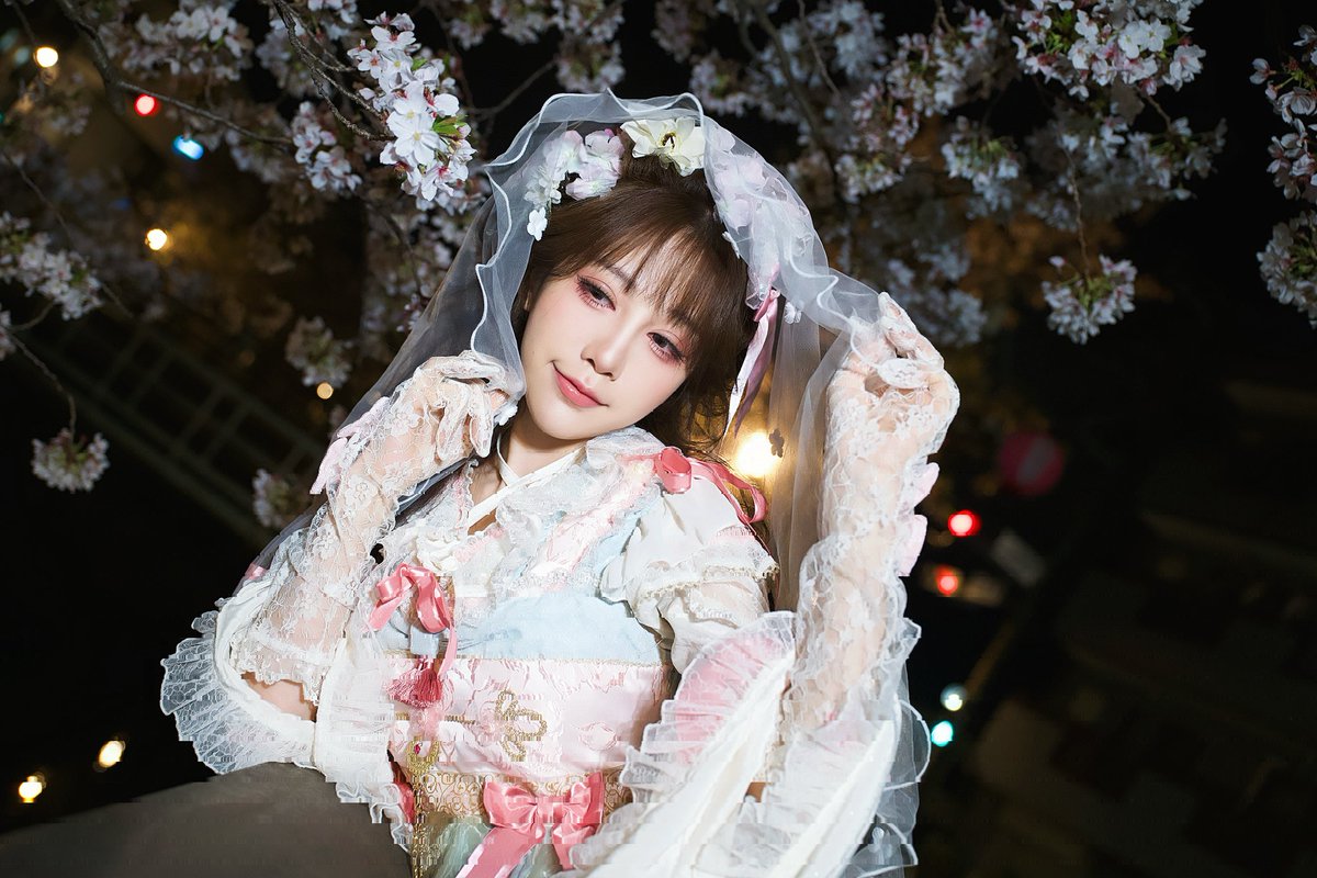 kigoakira's tweet photo. 「あたし?あたしは夜桜に舞い降りる妖精だよー」

@aqua_cosplay https://t.co/ATCpelgoza