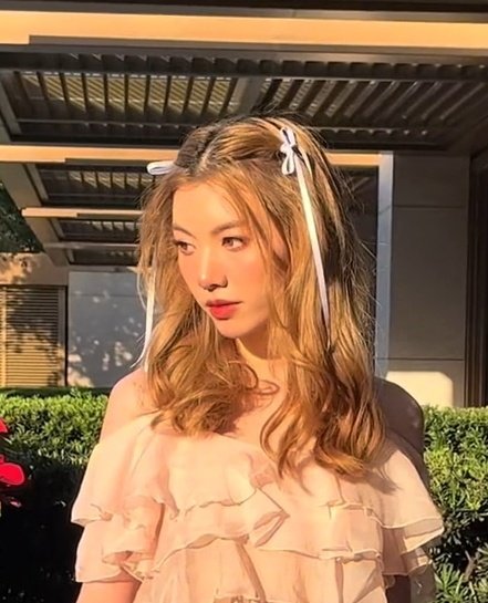 ✦˚bbebluu◡̈ ✦ tweet media