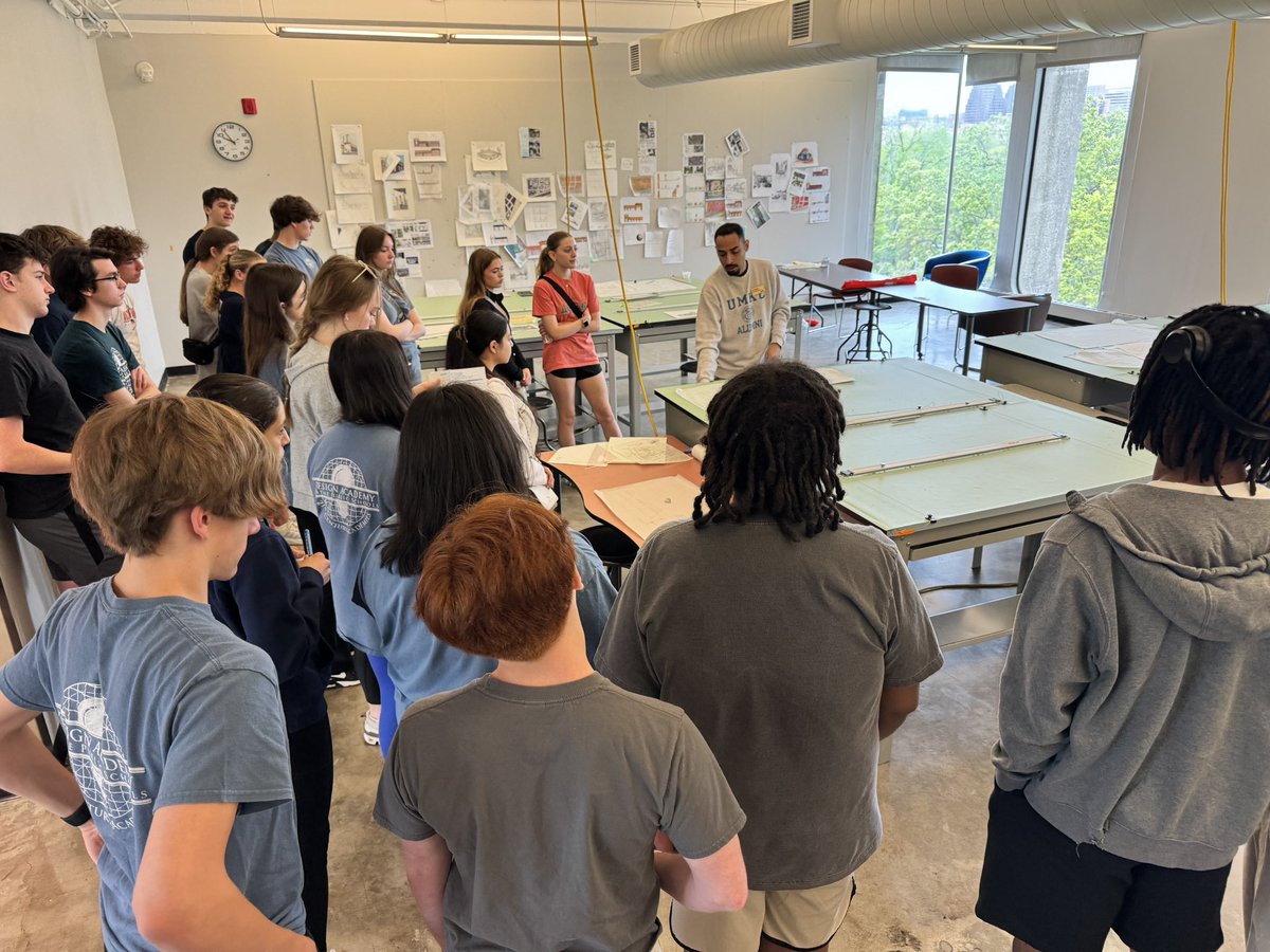 OlatheDesign's tweet photo. Toured the New bachelors degree program in Architecture and Urban Planning at UMKC. Afternoon scavenger hunt on the Plaza next. https://t.co/e1hrgnmznz