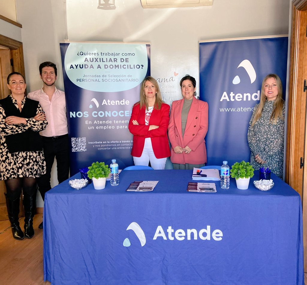 Almudena2104's tweet photo. Hoy hemos estado en Alhendin realizando las jornadas de selección #nosconocemos con un gran éxito. Gracias al Ayuntamiento de Alhendin por facilitarnos sus instalaciones. #sad #seleccion #empleo https://t.co/nH4ymvowOx