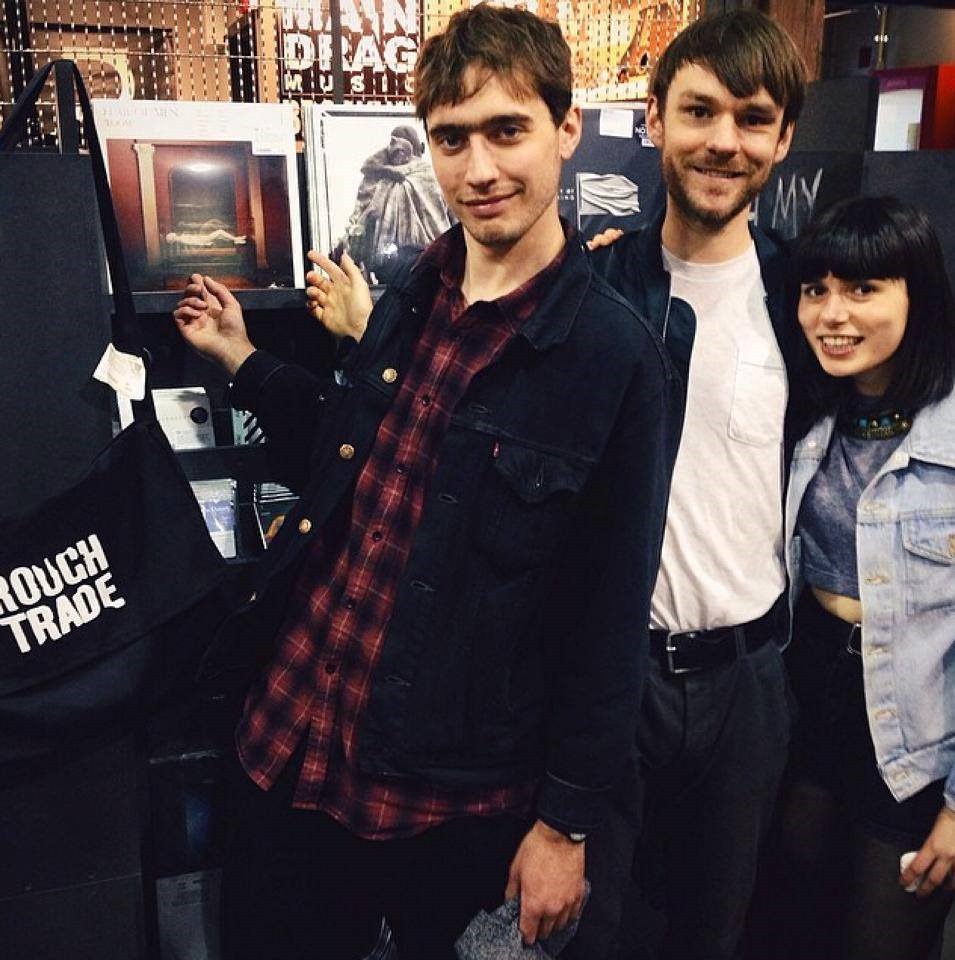 FEAR OF MEN tweet media