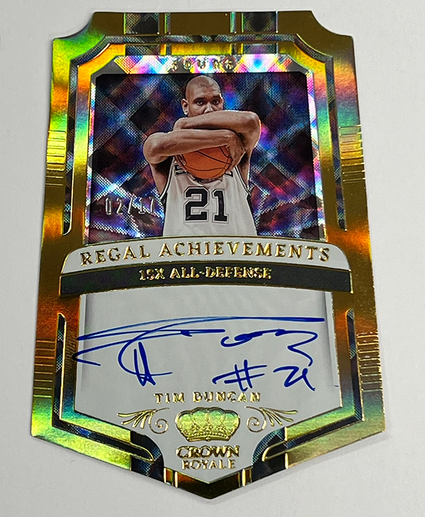 In October 2023, @paniniamerica announced that they had signed Tim Duncan to an exclusive autograph deal. Yesterday Panini showcased the first looks of the autographs coming to Crown Royale, scheduled for May 3rd.