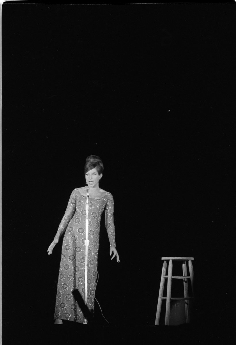 #HappyBirthday to @BarbraStreisand! 🥳

#DidYouKnow: Streisand sang at #PresidentJohnson's inaugural gala in 1965. 🎤

📷 Cecil Stoughton | 01/18/1965 | @NationalGuard Armory, #WashingtonDC