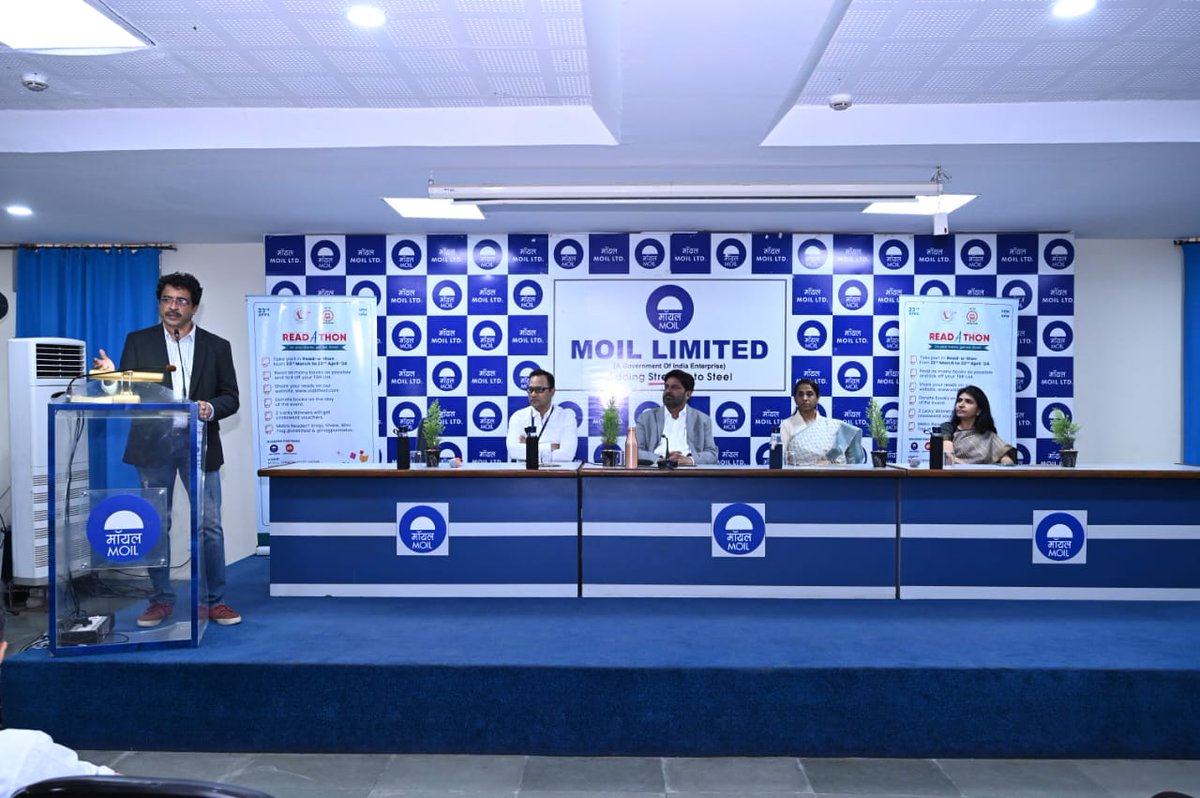 MOIL_LIMITED's tweet photo. On the occasion of #WorldBookDay, MOIL hosted a 'Readathon' session in collaboration with the Vidarbha Literary Festival (VLF) at the MOIL Auditorium today. This event marks the culmination of a month-long initiative aimed at fostering a love for reading across diverse groups. https://t.co/IK6ndEOsms