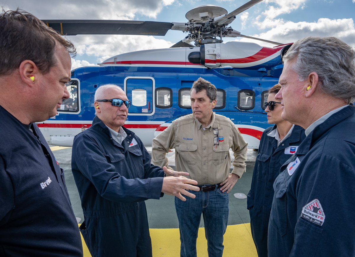 It was a privilege to join Leader @SteveScalise and my @HouseGOP colleagues in visiting an oil platform off the Gulf Coast of Louisiana. It’s time to tap into the full potential of American energy and minerals instead of outsourcing to foreign countries—and that’s exactly what