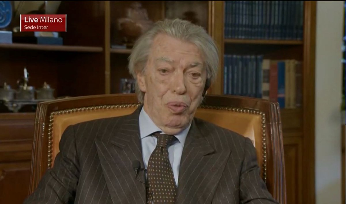 Moratti: "Vincere la seconda stella al derby in trasferta è qualcosa che rimarrà per tutta la vita. Dovevo telefonare io a Zhang, invece mi ha chiamato lui e la cosa divertente è che mi ha fatto i complimenti, persino esagerato. Ma Zhang è sempre gentilissimo, educatissimo. Gli