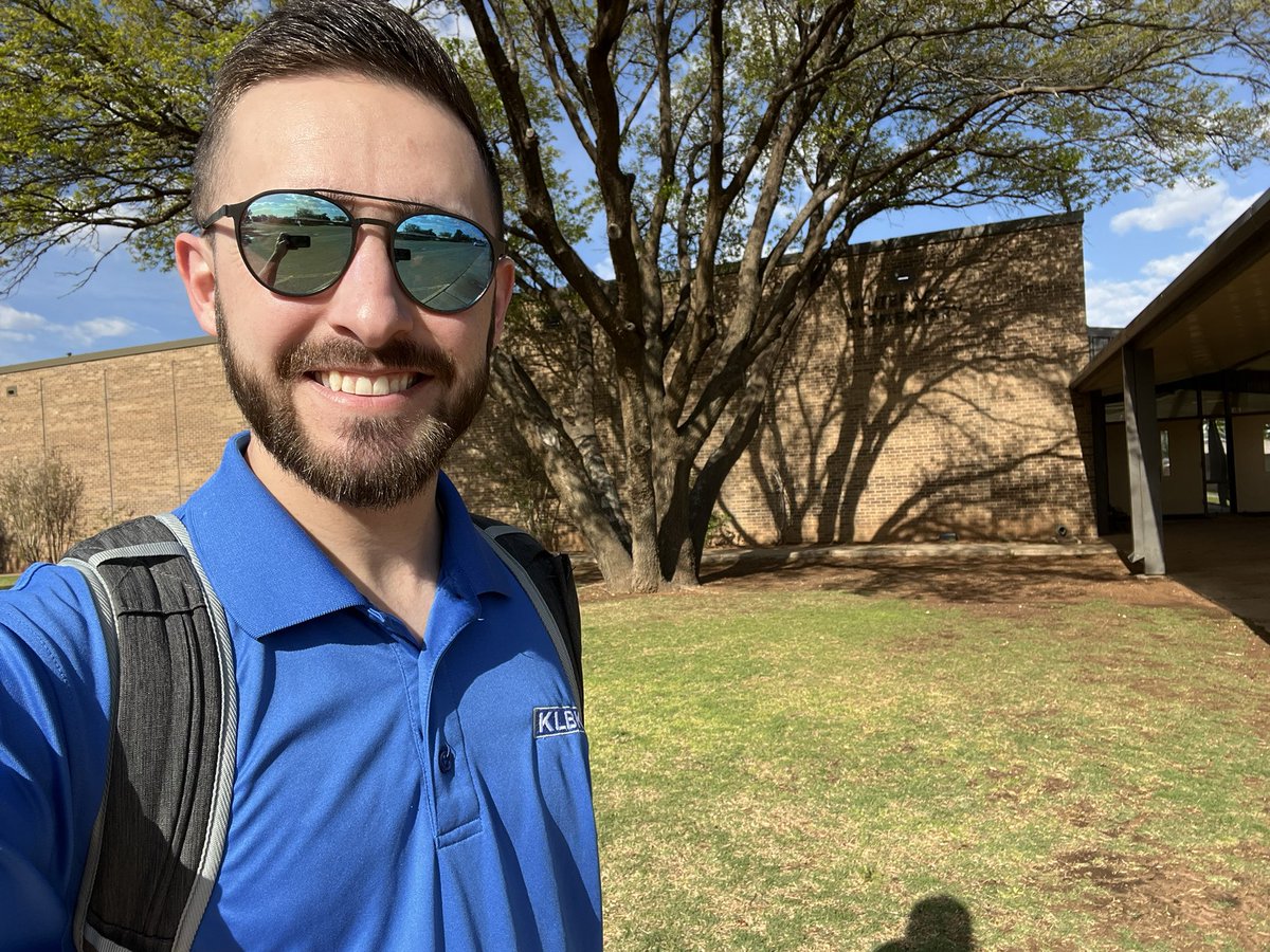 Great morning out with the Pre-K and Kindergarten classes at Whiteface Elementary. We talked about severe weather and even did the Texas Thinderstorm Dance. Special thanks to Ms. Samsel for inviting me out! #KLBK #SchoolVisit #CommunityMatters