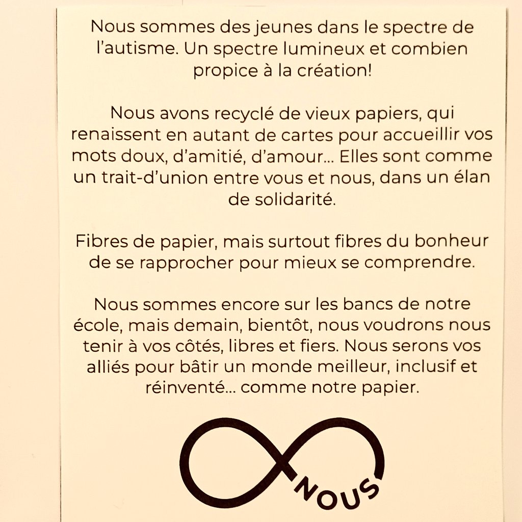 FVennePROF's tweet photo. MOIS DE L'AUTISME 2024
Les élèves des classes distinctes du @CcSamuelGenest ont créé du papier recyclé et des cartes!
#TSA #autisme #arts

Parfaite occasion pour les offrir en cadeau à @Boisvert_Ja pour la fin de son stage @uOttawaEdu @uOttawaEdu #onfr

Merci Mme Boisvert! https://t.co/dPqyC2rawB
