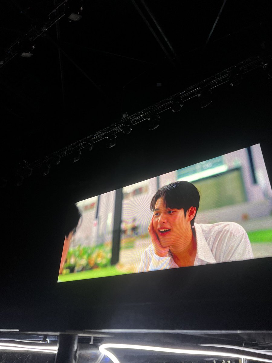 poon_mit12's tweet photo. #GMMTV2024Part2 https://t.co/bXeIVXAvPY
