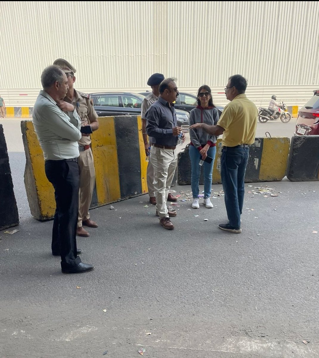 Gurugram Traffic Police tweet media