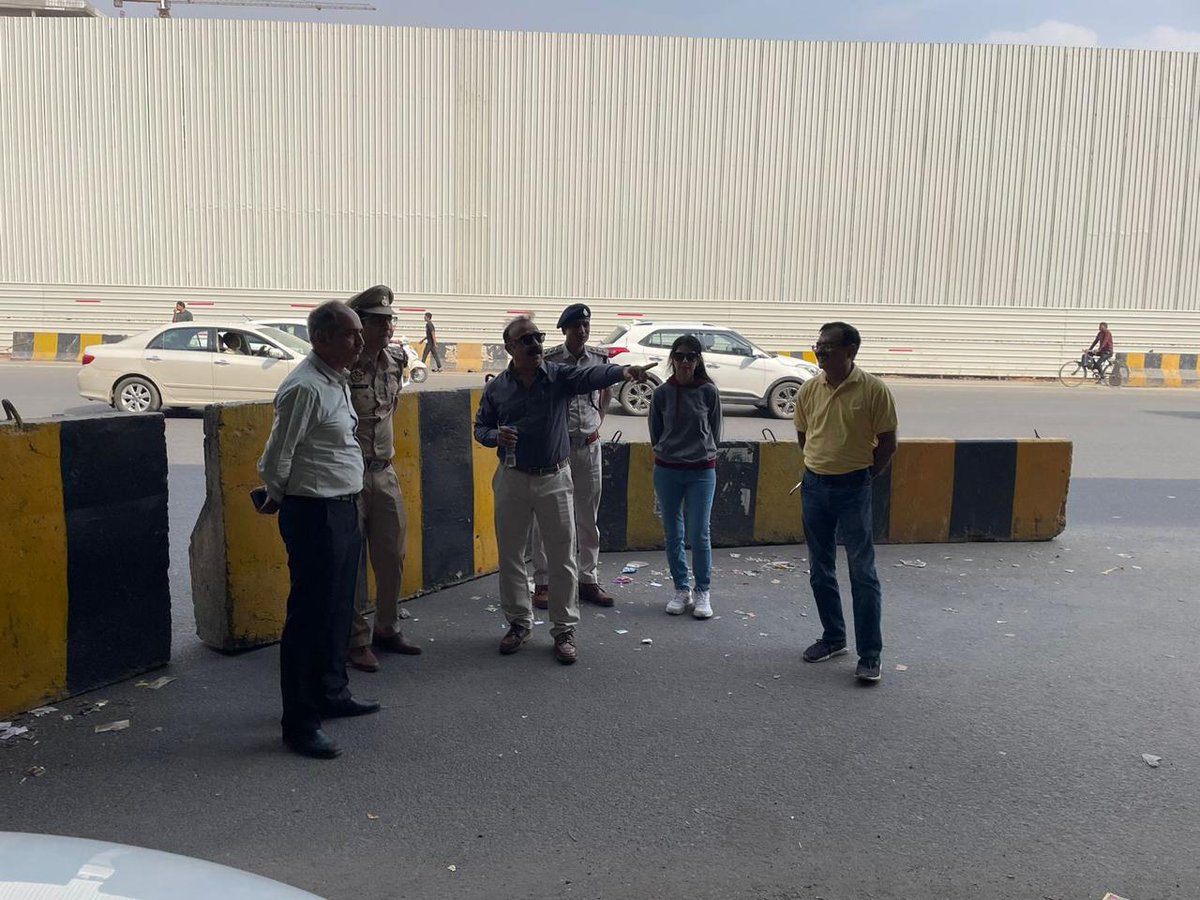 Gurugram Traffic Police tweet media