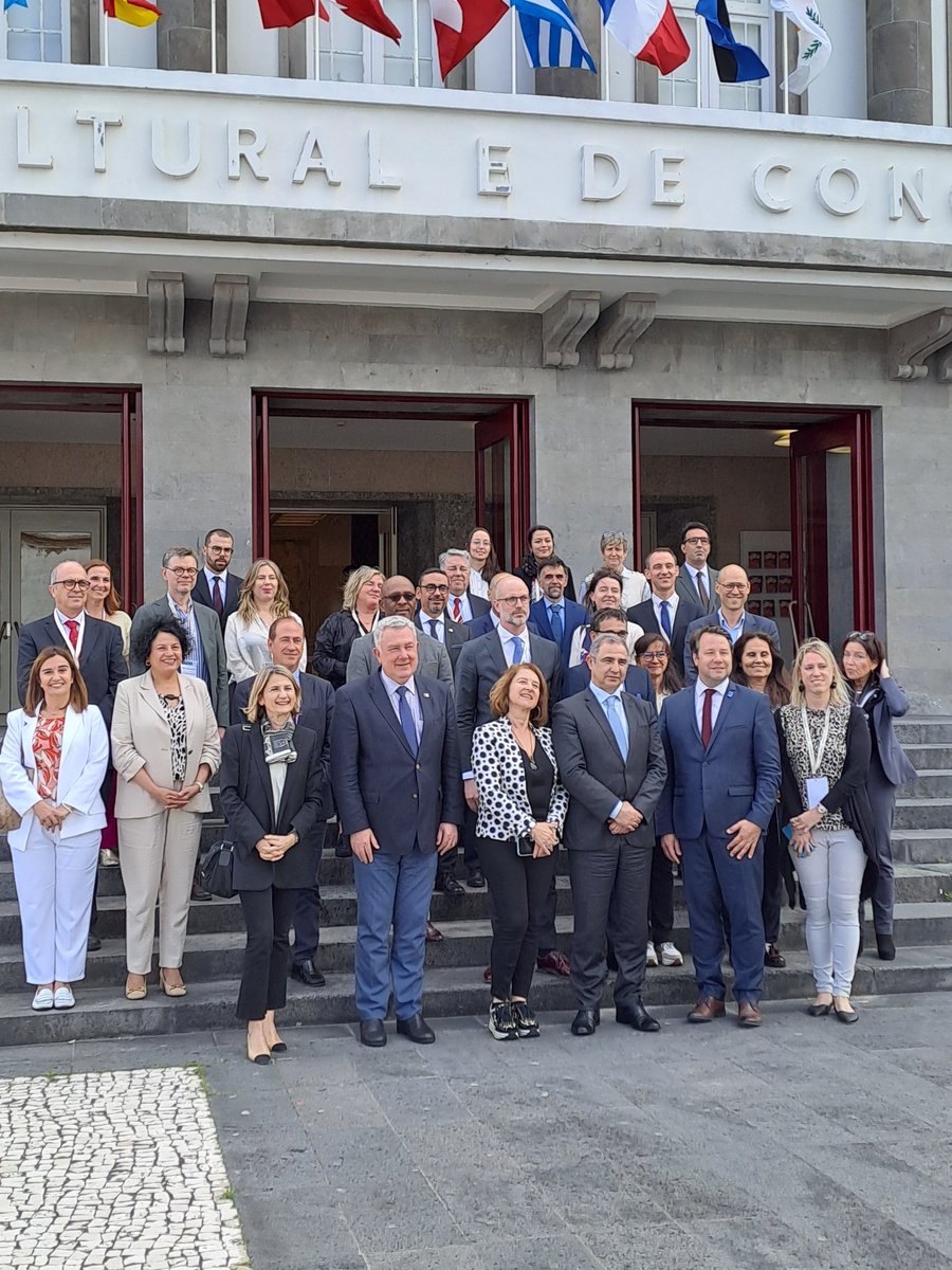 The Ponta Delgada declaration is adopted !🤝
President Bolieiro calls for a territorial and insular approach in all EU policies, leaving no region and no island behind. Together with President Chesnais-Girard, he stresses the importance of the islands’ initiatives for the EU.