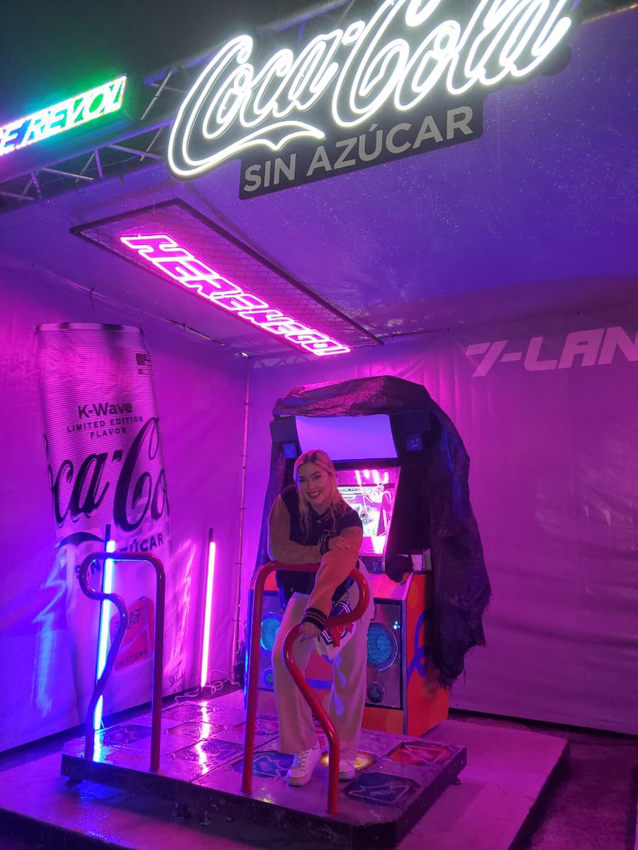 _redmich's tweet photo. En el #7land @CocaColaMx https://t.co/OnFKQQ3dTD