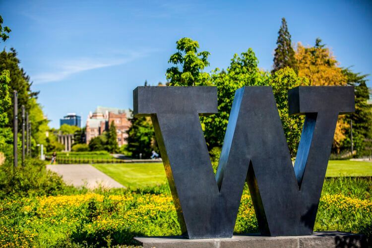 Congrats to Dee, @tjclarkwolf, Briana, and Ginger for making @uwnews! buff.ly/44eYsYw