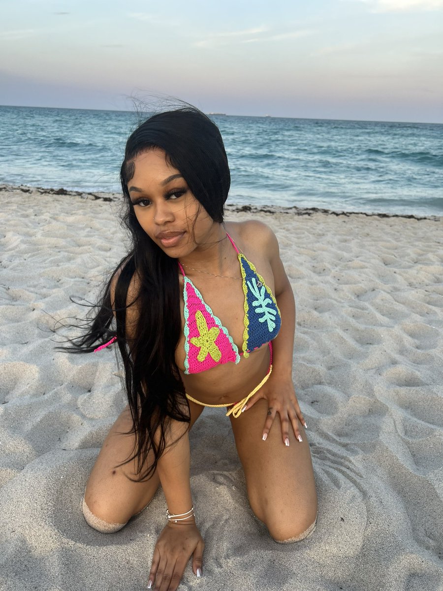amariaak's tweet photo. Miami was funnnn https://t.co/aKL0HJhnPc