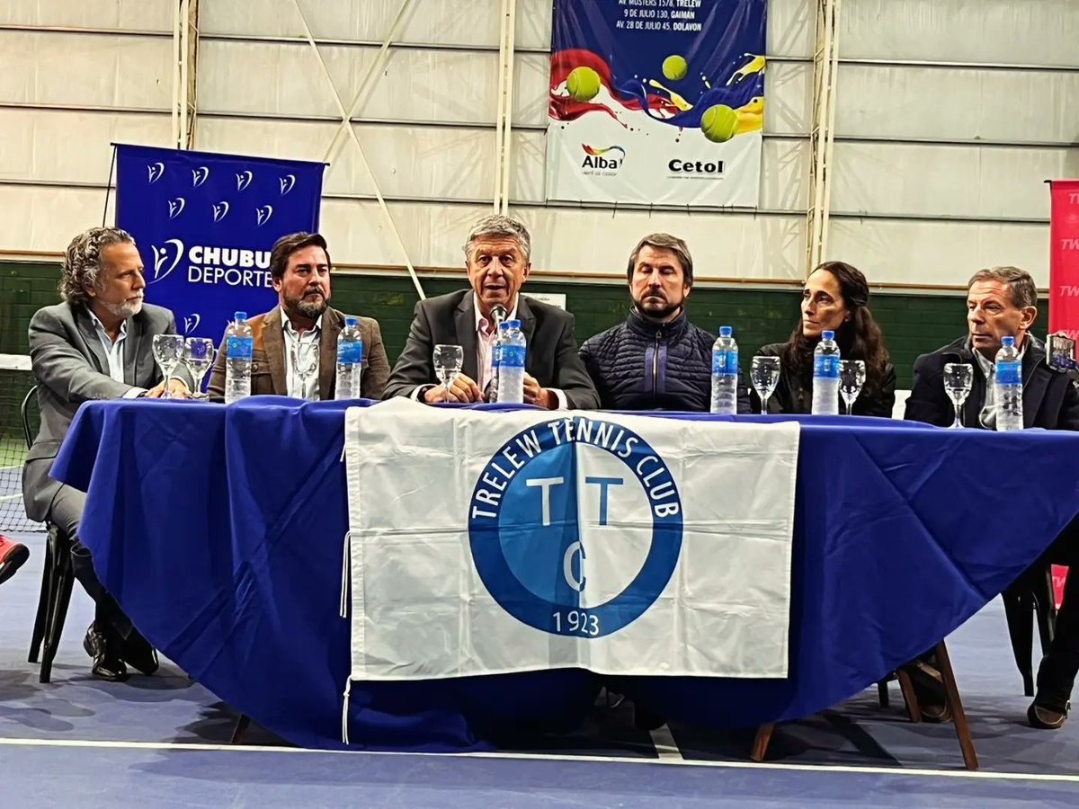 Junto al intendente @gerardomerinotw, a las autoridades del @ClubTrelew y de la Asociación de Tenis del Noreste del #Chubut, participé hoy de la presentación oficial del torneo profesional ITF M25, que se va a disputar entre el 5 y el 12 de mayo en la institución deportiva. Es
