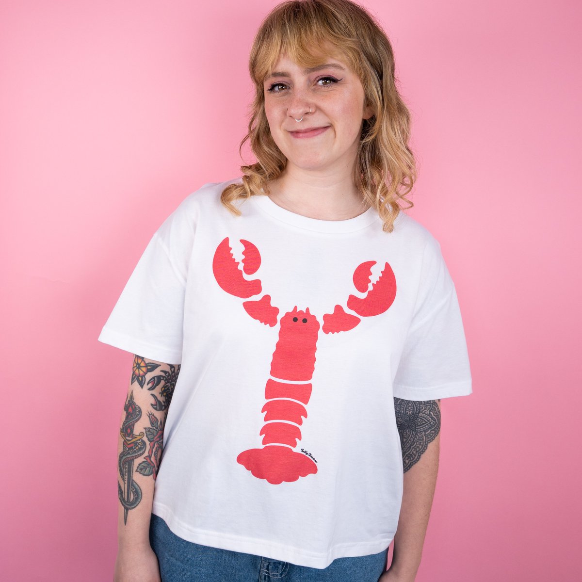 It's #FashionRevoluionDay so we're answering the important questions... 'Where and how are tattydevine.com/tees made?'  

☀️ Teemill have an eco-friendly factory 🌀 When your tee is worn out it can be sent back for recycling✨ Each item is printed to order, avoiding waste!