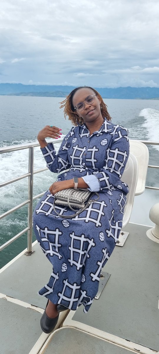 Cruising on Lac Kivu 💖