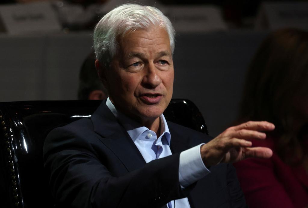 Jamie Dimon says US economy is ‘unbelievable’ and booming trib.al/oxtnxBN