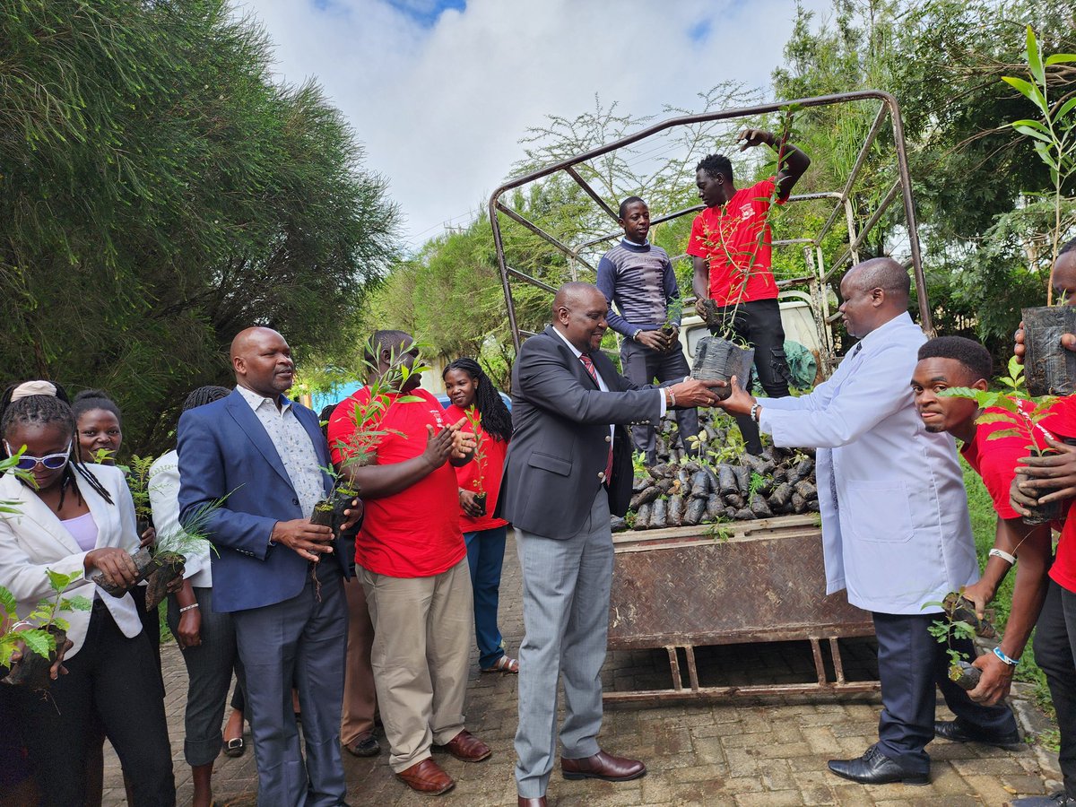 @ENSDAKE MD,@NOloitiptip hosted a team from @MaasaimaraTVC led by the chief principal, Mr. James Basweti,this was ahead of the flagging off of a tree planting exercise set to take place at @MaasaimaraTVC where @ENSDAKE donated 5,000 tree seedlings.#Jazamiti