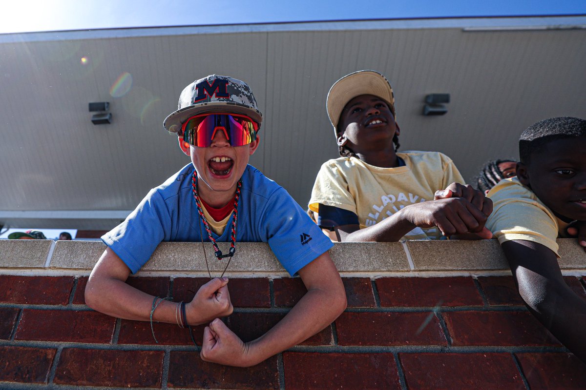 Ole Miss is playing their annual Kids Day game which is one of my favorite things we see each year. A mid-week day game where local schools bring students to the park. Electric atmosphere. 📸: @OleMissBSB