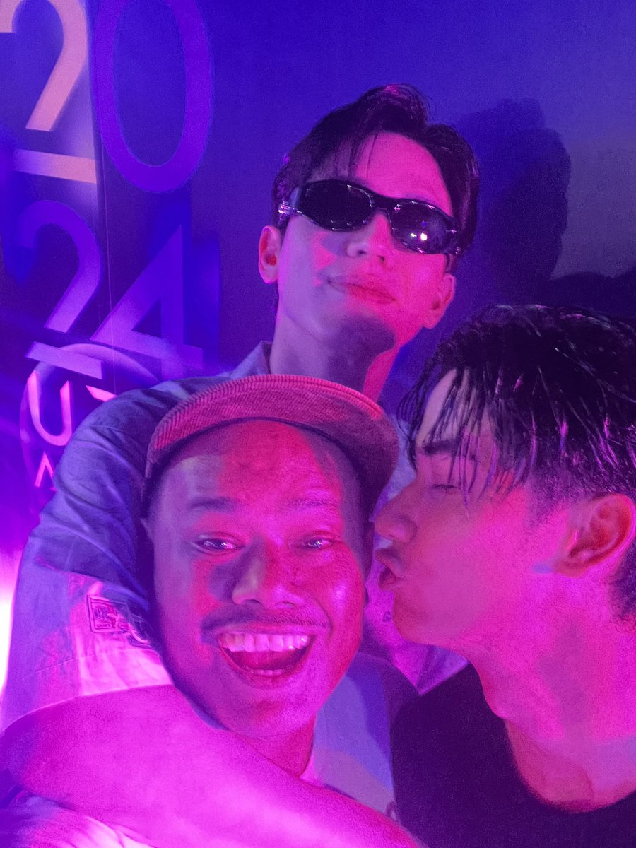 JojoTichakorn's tweet photo. @momoyayaa น่ารักกกกกก https://t.co/uOYanBGjGM