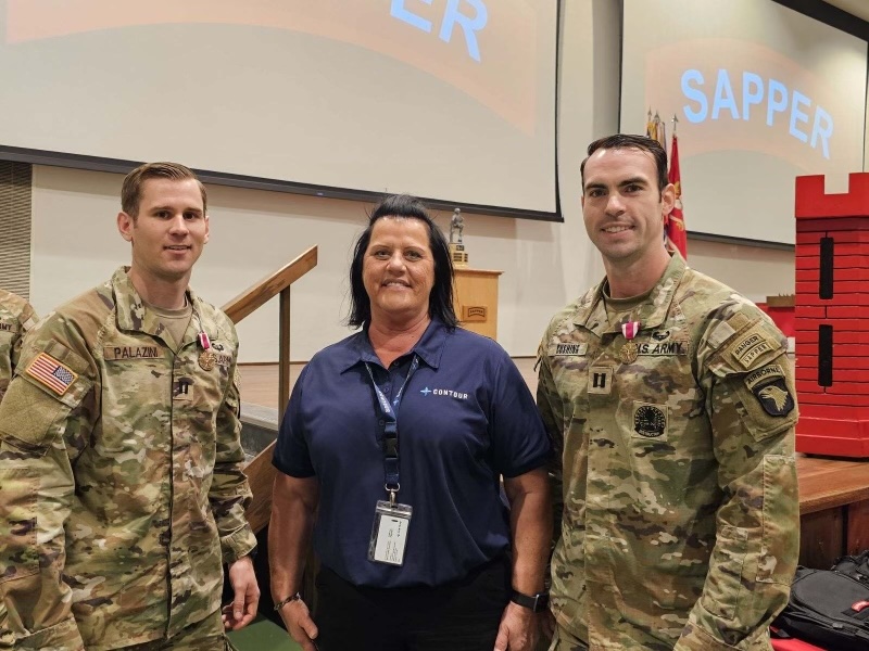 WSRAirport's tweet image. Carola Prewett from our WSRA team was able to stop by today's Best Sapper Competition Awards Ceremony and grab a picture with this year's winners: Team 21 from Fort Campbell, KY! Congrats to the winners and all who competed!
#FLWRegion #FortLeonardWood #BestSapper #ArmyEngineers