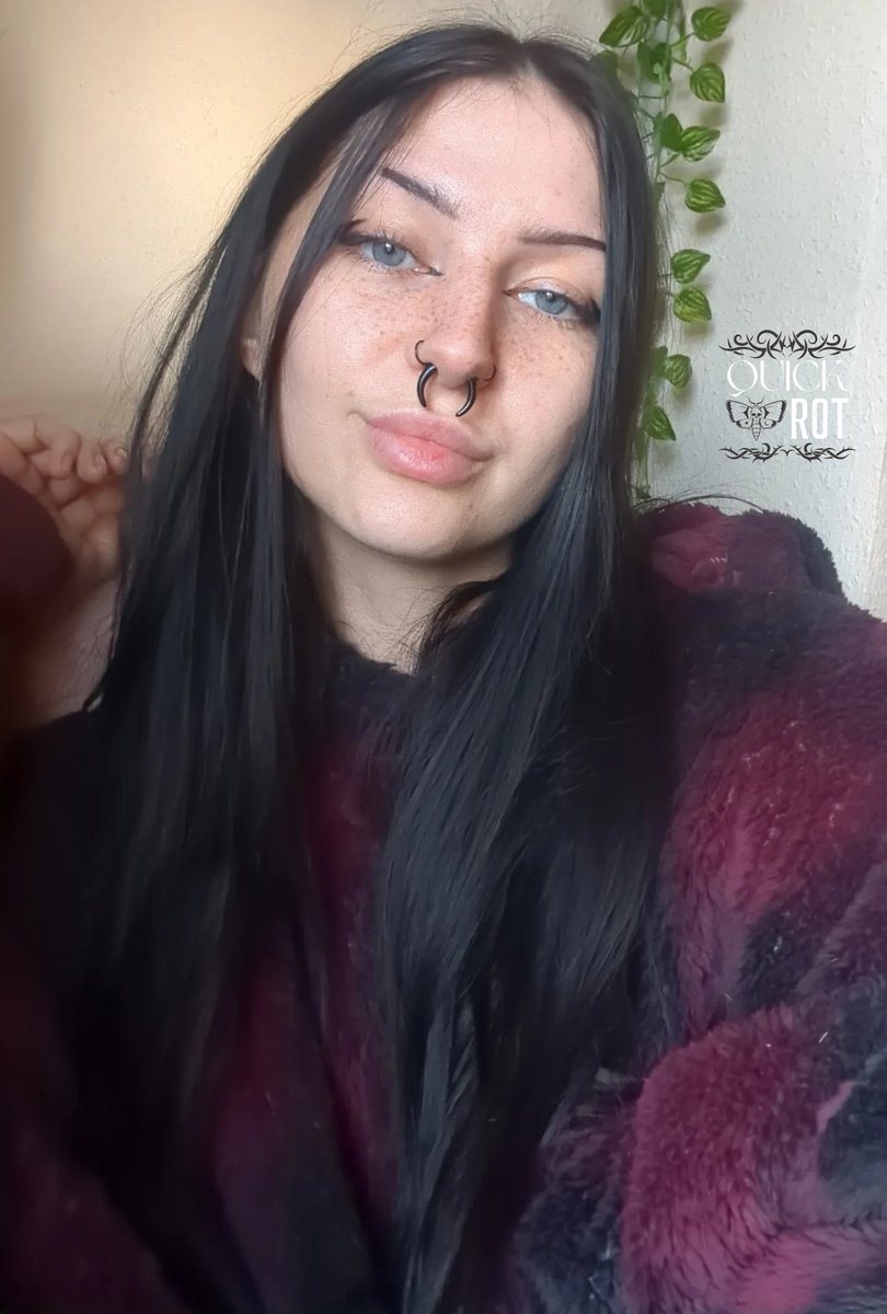 If you aren't sending to me then your life has no meaning. Don't be worthless as well as pathetic Findom paypig femdom