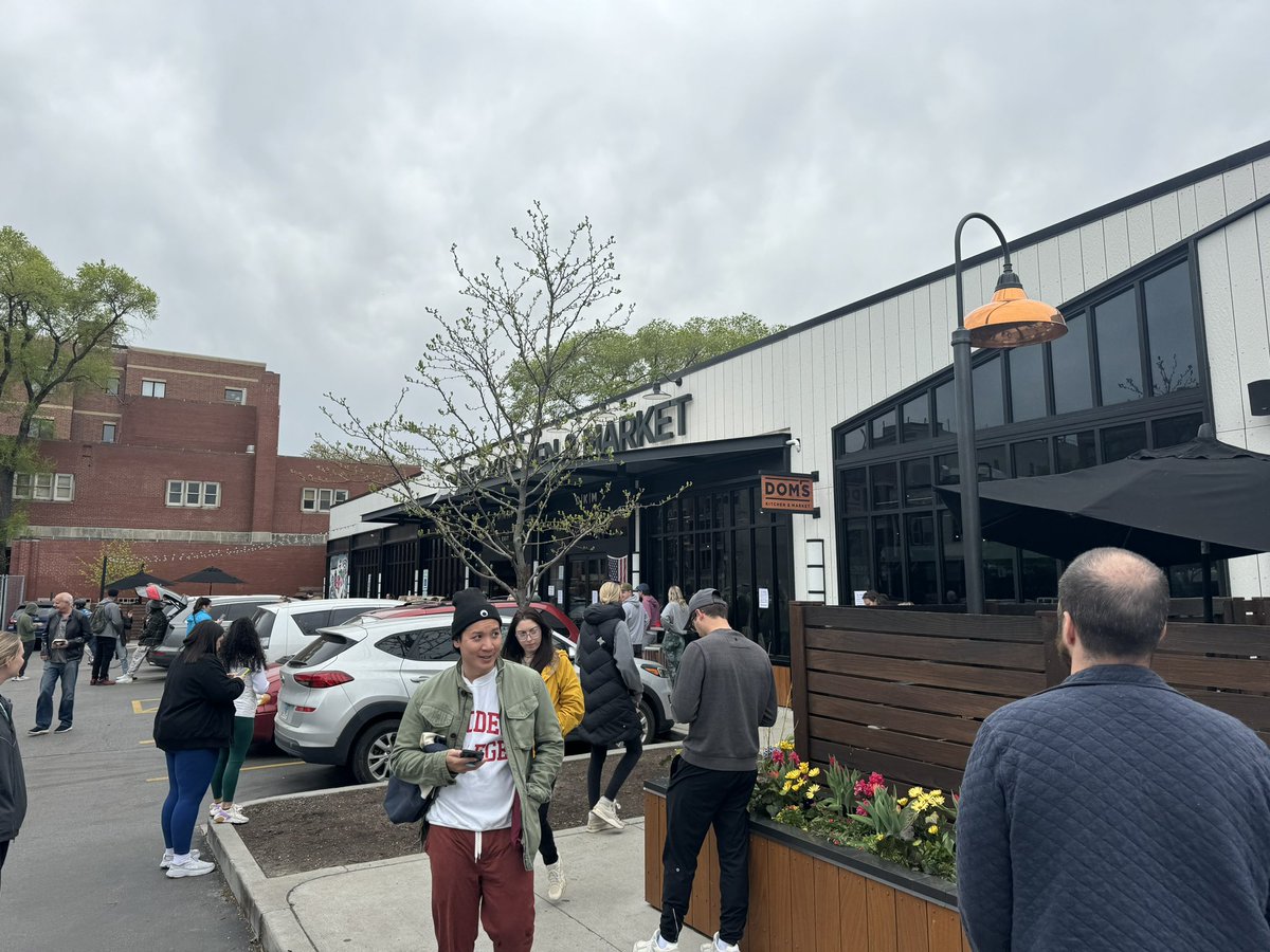 Frantic scene outside Dom’s Market in Lakeview as the grocer shuts down with little notice. Employees were seen walking out with bags full of top-shelf liquor. “It was sudden … I went to the liquor department, grabbed a bottle and said ‘let’s chug’”