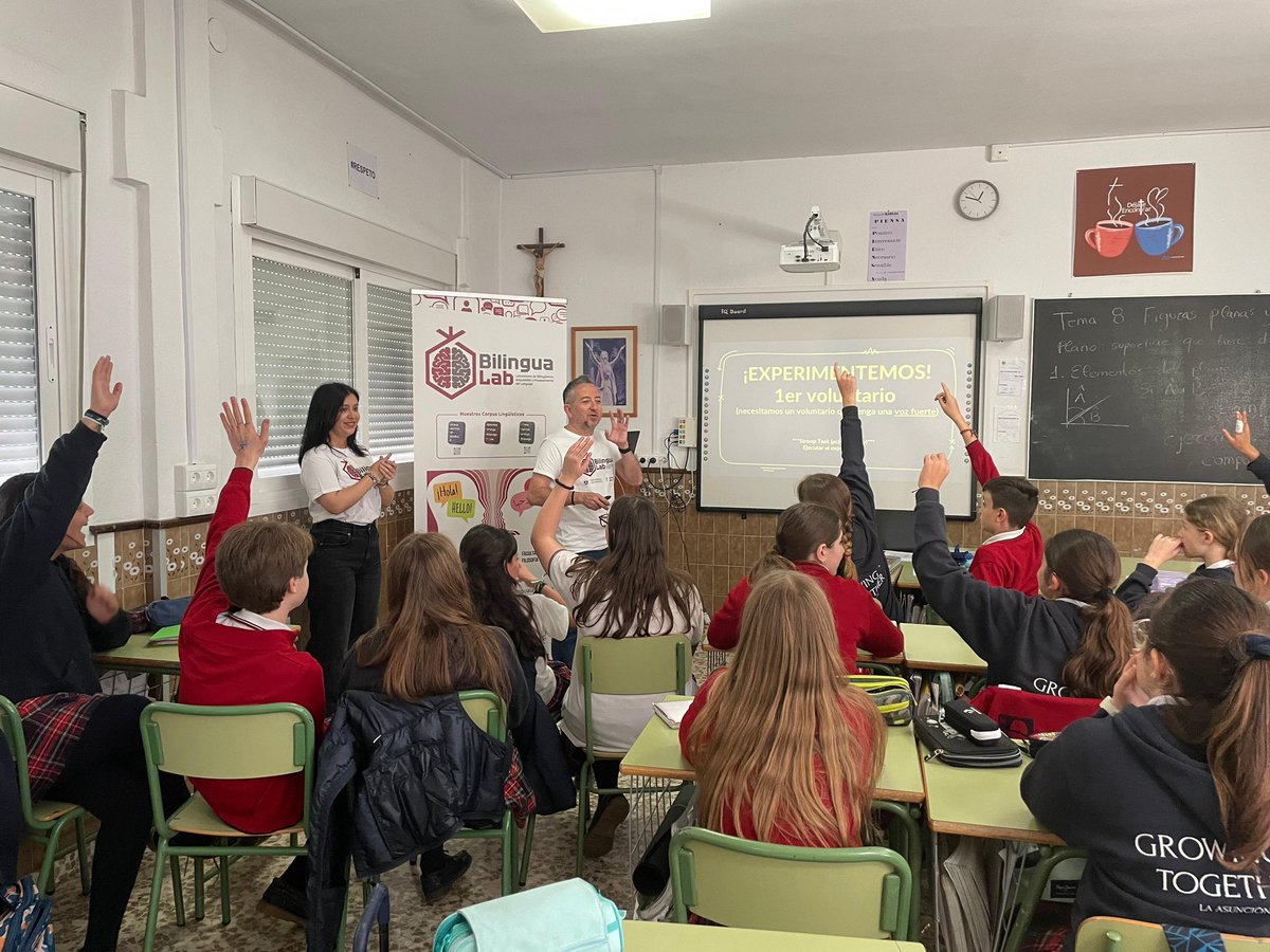 BilinguaLab_UGR tweet media