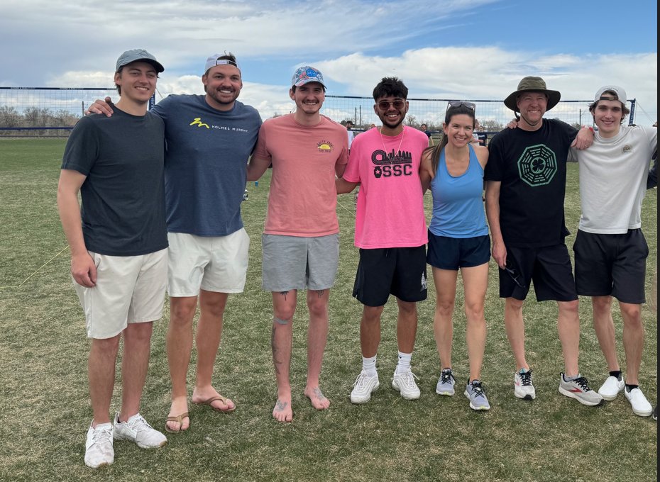 🏐 Our Denver office, led by Jimmy Euston, rallied on the volleyball court for the @LLSusa annual Denver fundraiser! Jimmy's mom, Janet, is a survivor and in full remission following her bone marrow transplant. She cheered the team on for a day of fun and support. #GiveFully