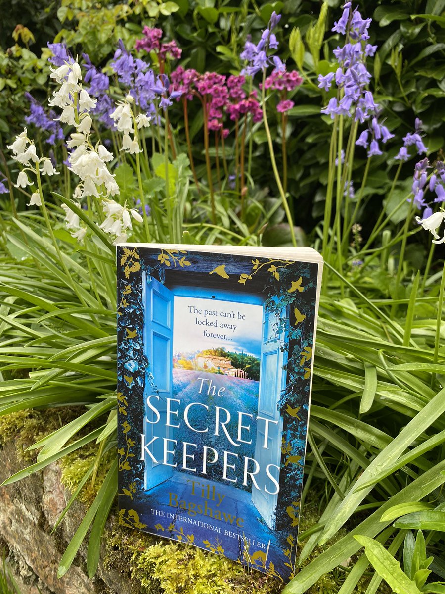 Today is my stop on the blog tour for The Secret Keepers by Tilly Bagshawe. Here is my review: acottagefullofbooks.blogspot.com/2024/04/review… @RandomTTours @HarperCollinsUK