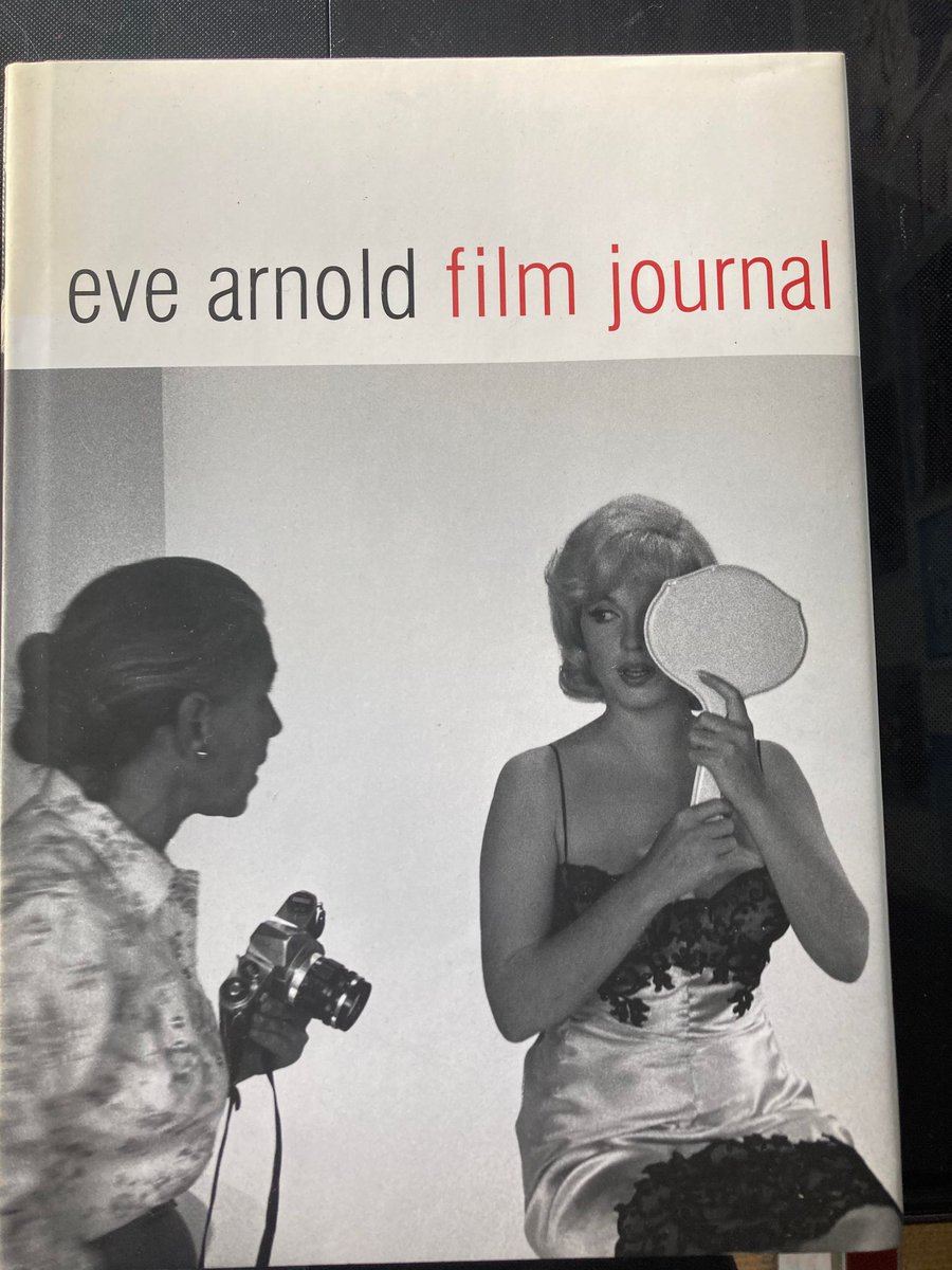 Book 14 / 2024 Winning an auction on a signed Eve Arnold print sent me back to my shelves to re-read this great little bk. EA was as intelligent an observer as she was a photographer & this is full of insights & intimacies, some genuinely shocking on Crawford, Dietrich, Monroe...