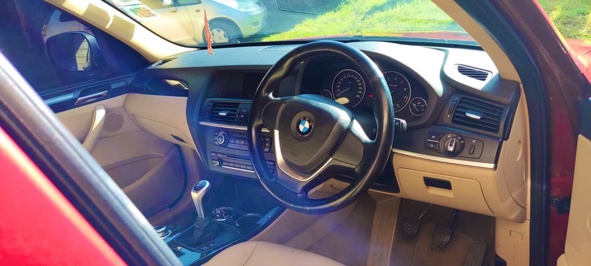 dklaston's tweet photo. Nani anajua kuendesha gari manual? Niko na hii 2012 BMW X3 2000cc petrol with only 57k KMS (Bought zero mileage). This car is so clean 😃. Cleaner than majority of the imports. Wacha tusiseme previous owner. Posting more details kesho. If interested call 0727526576. https://t.co/Dx8gvBz9Fs