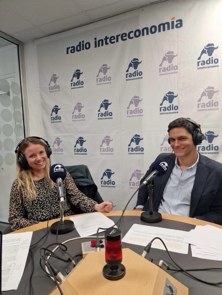 Tune In! 📻🎙️ Our country manager for Spain, Cristina Villen Ortega, joined Jorge Gómez, CMgr on Radio Intereconomía to discuss financing alternatives. Listen to the full interview here ➡️
lnkd.in/dAexwV9T

[Min 48:00]

#FinanciaciónInmobiliaria #realestatefinancing