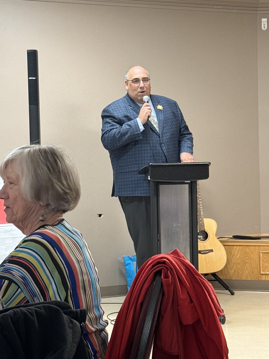 I was glad to be at Park Place Community Center earlier this afternoon to attend the Mount Pearl Seniors Independence Volunteer Appreciation Luncheon.  What would we do if not for the efforts of our community volunteers?  Thank You!
#CommunityMatters #MountPearlProud