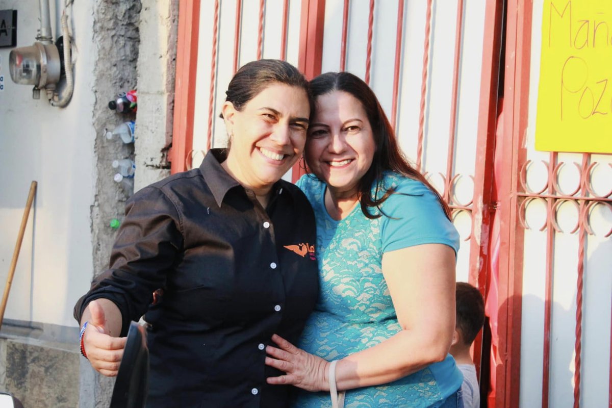MovCiudadanoJal's tweet photo. En Jocotepec contamos con el liderazgo y compromiso de @lolislopezjara, nuestra candidata a la presidencia municipal, con quien vamos a trabajar para detonar el desarrollo económico y enaltecer la grandeza de este municipio.

¡A darle #ConTodoSiNoPaQue! 😎🍊 https://t.co/5mVF05y3oX