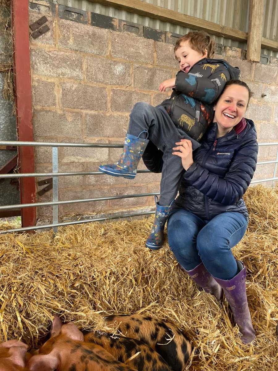 We’re supporting more than 20 people to establish answers after falling ill following a visit to a petting farm in #Worcestershire. Read how our expert @jatinderpaul_IM joins the UK Health Security Agency in looking into it: bit.ly/49UlyVI