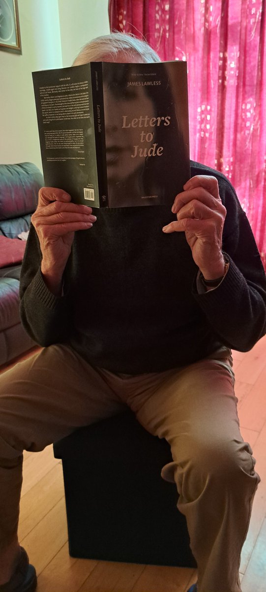 vanThool's tweet photo. #behindeverybook https://t.co/Pio4rS4qUJ